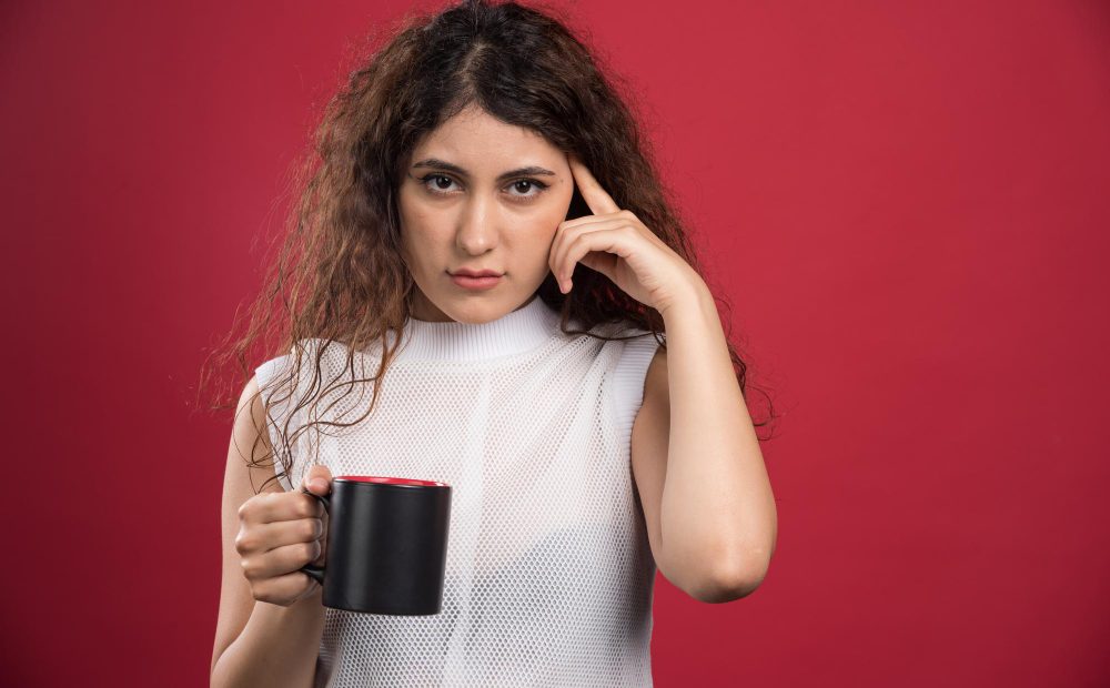 Riscuri în consumul excesiv de cafeină pentru energie falsă