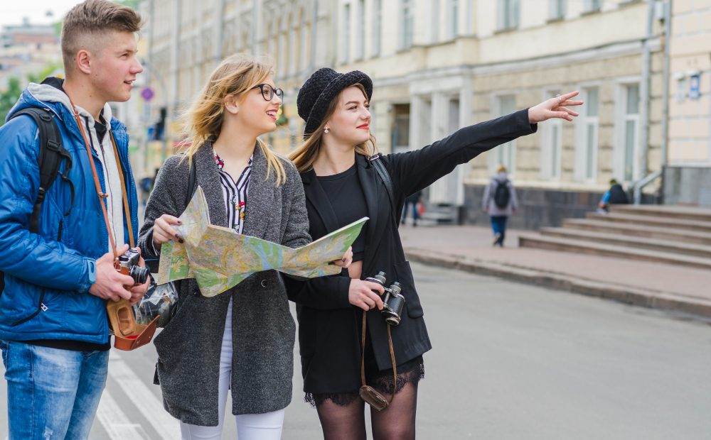 Cum explorezi orașele europene pe jos fără să te pierzi