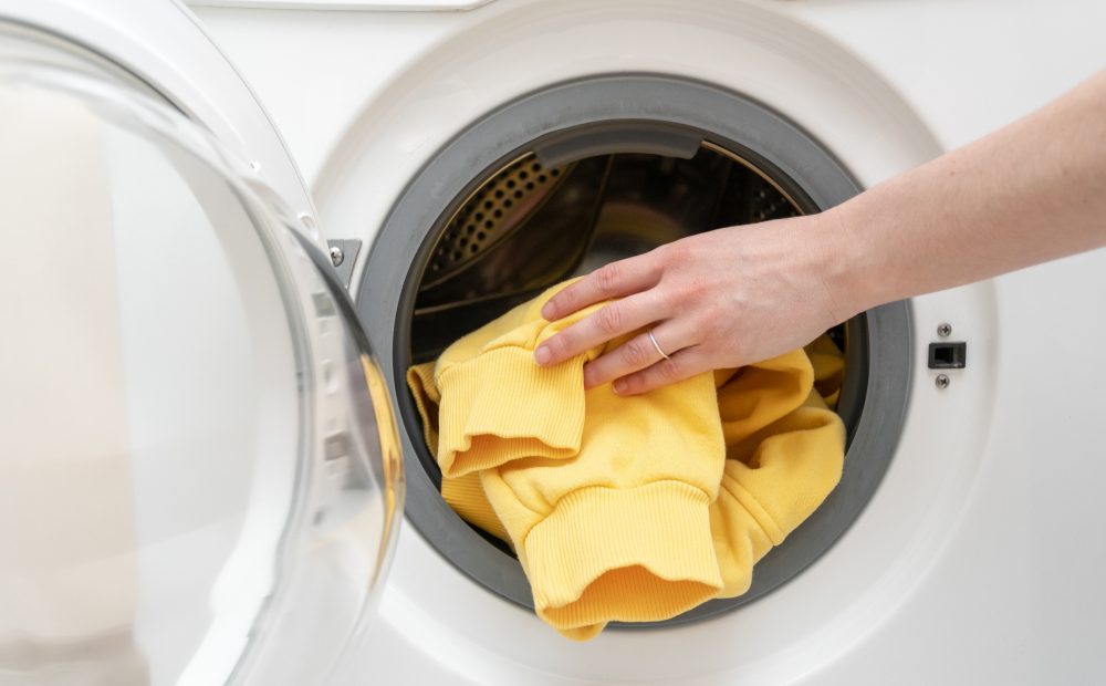 Cum sa iti intretii hanoracul preferat pentru a rezista mai mult?