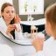 Cum îți protejezi pielea după proceduri cosmetice sau exfoliere