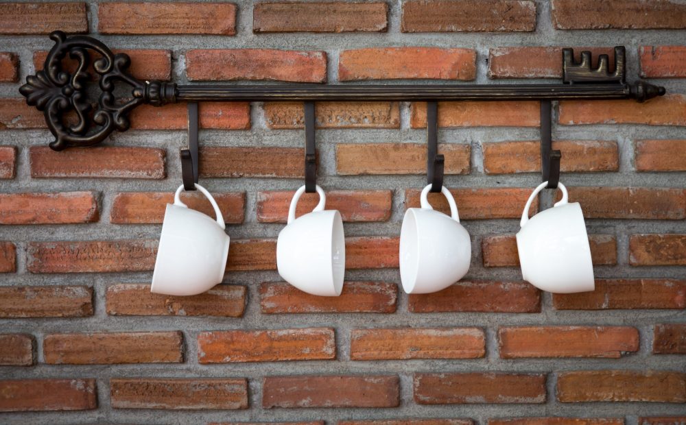 Idei pentru backsplash care ies din zona clasică