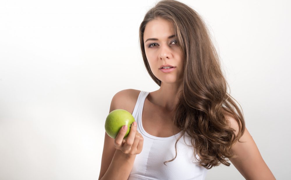 Semne că părul tău are nevoie de mai multă hidratare