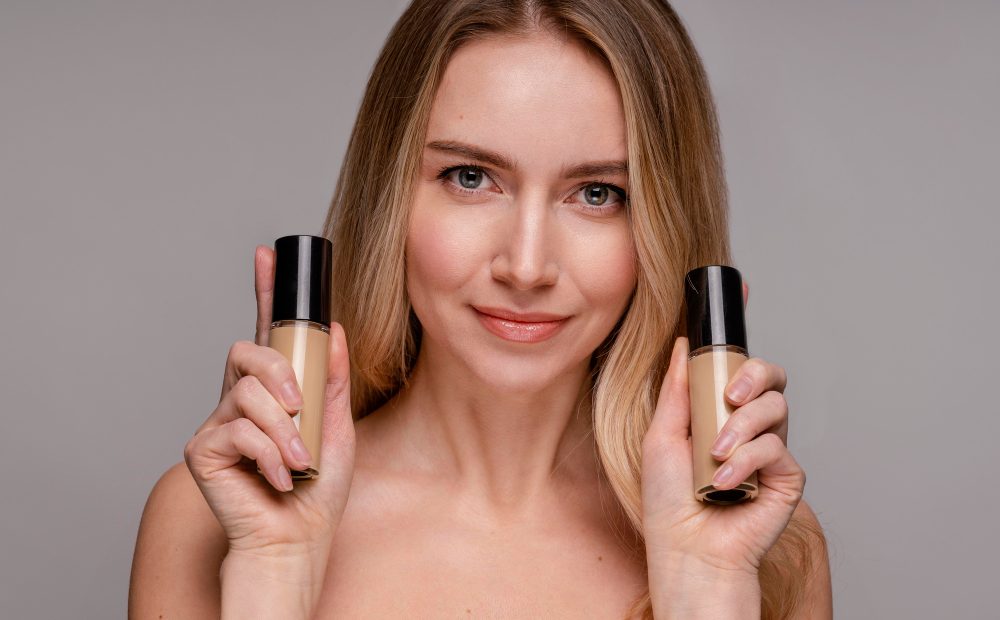 Fond de ten, BB cream sau skin tint? Cum alegi produsul potrivit