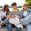 Prieteniile adulte: De ce au nevoie de mai multă intenție decât în adolescență